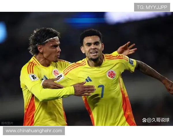 足球世界:历史与现实交织下的球场风云 足球世界:历史与现实交织下的球场风云