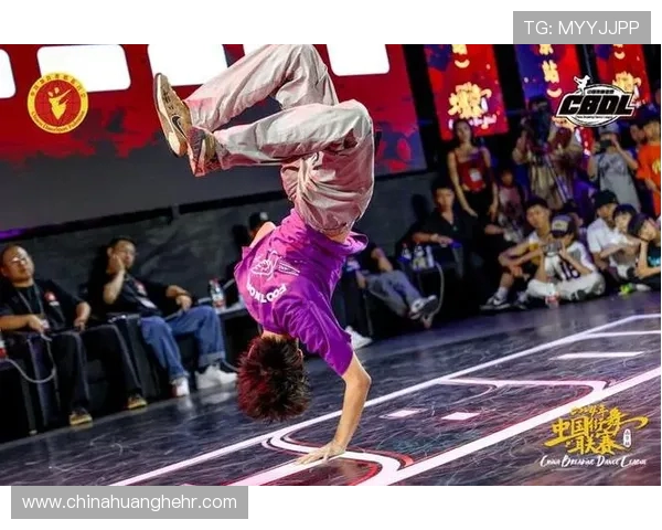 南京街舞队战术解析与创新思路探讨助力街舞竞技水平提升