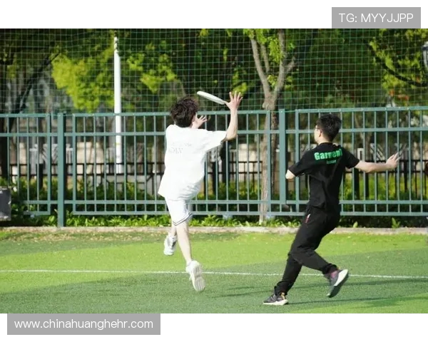 李敏的飞盘之路：从初学者到顶尖选手的心路历程与成长故事