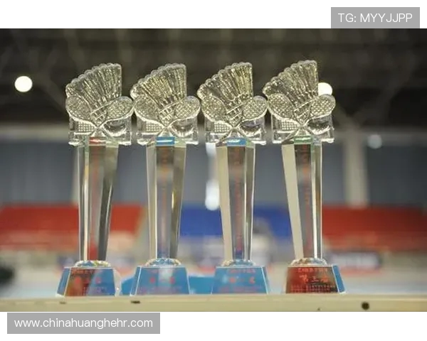 武汉羽毛球队在杯赛中的节奏表现分析与战术探讨 武汉羽毛球队在杯赛中的节奏表现分析与战术探讨