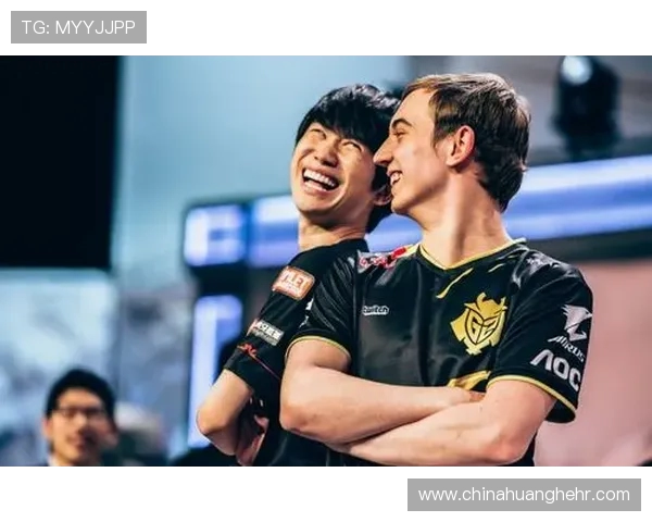 深度分析FPX边路渗透战术的核心要素与实战应用技巧 深度分析FPX边路渗透战术的核心要素与实战应用技巧